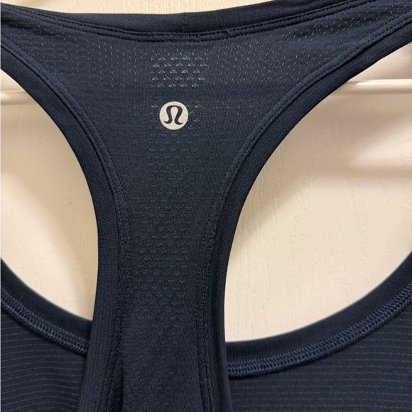Lululemon Cool Racerback Tank
Light Luon Size Large True Navy - Picture 5 of 9